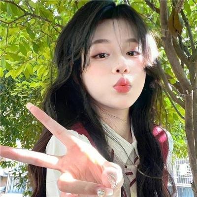 暗红